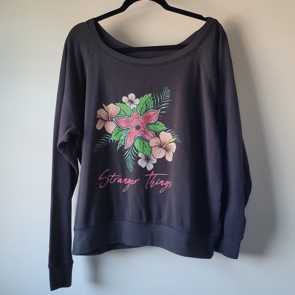 STRANGER THINGS Demogorgon Blk Floral Slouchy Sweatshirt Women's XXL  HOT TOPIC - Picture 2 of 6